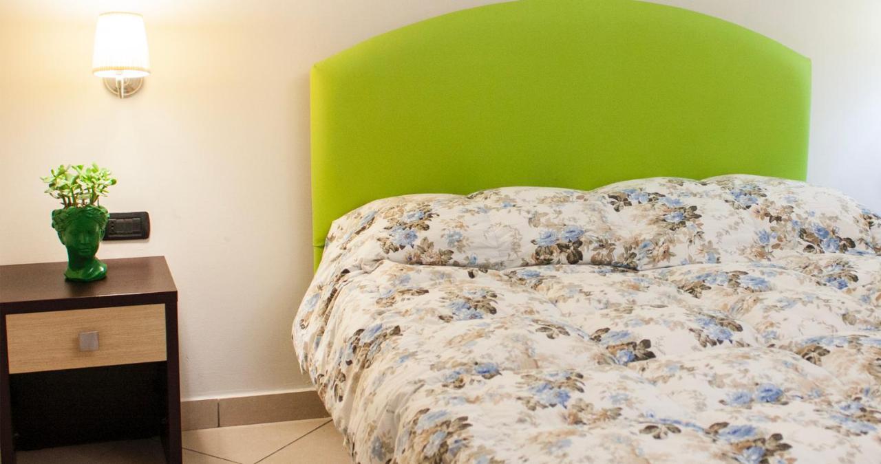 Hotel Serena Napoli Ngoại thất bức ảnh