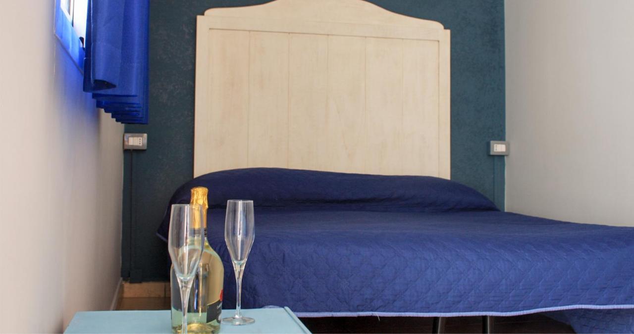 Hotel Serena Napoli Ngoại thất bức ảnh